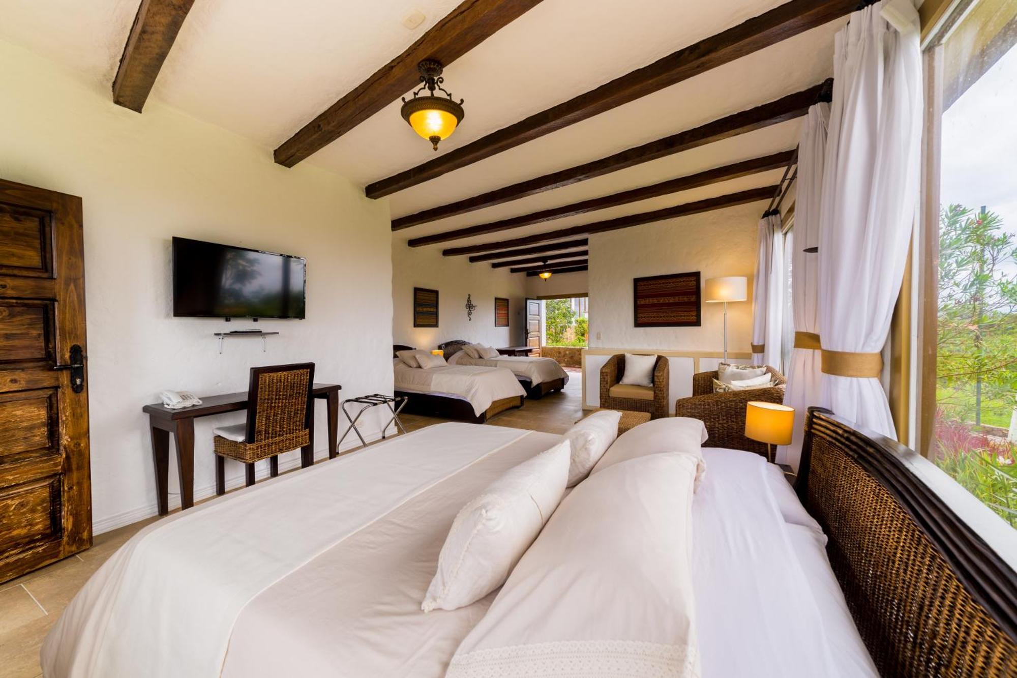 Hotel Estrella Del Monte Armenia  Zimmer foto